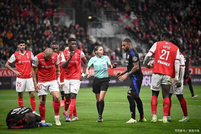 包含兰斯队实力正增强,多场比赛稳定取得胜利的词条 包含兰斯队实力正增强,多场比赛稳定取得胜利的词条